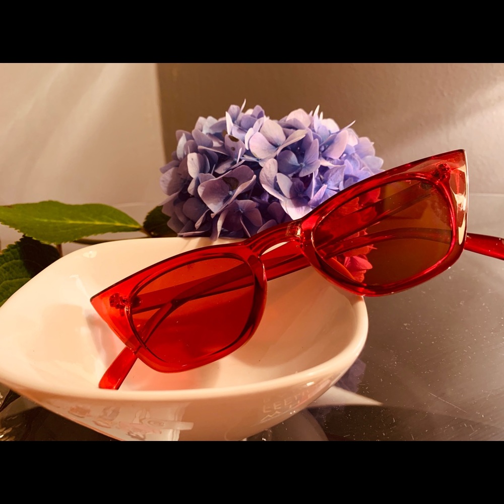 Red shades Retro red